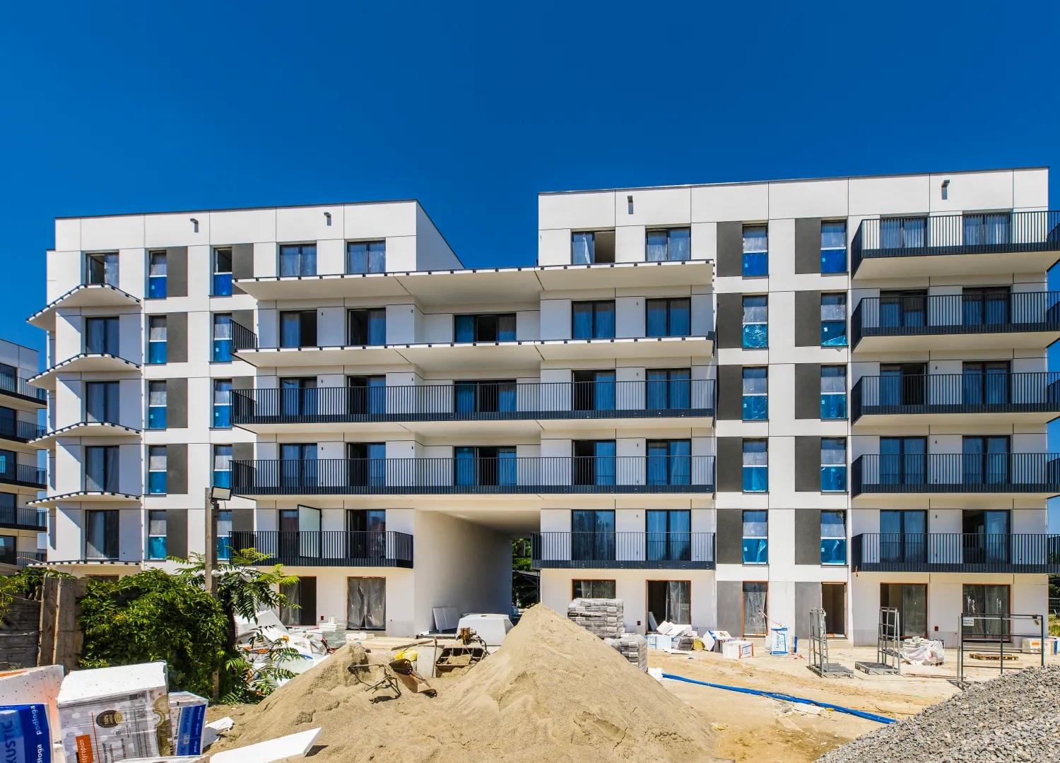 Bluszcz Apartamenty-Goszczyńskiego-dziennik budowy-czerwiec-rzeszów-kraków-deweloper-bryksy-nowe mieszkania01