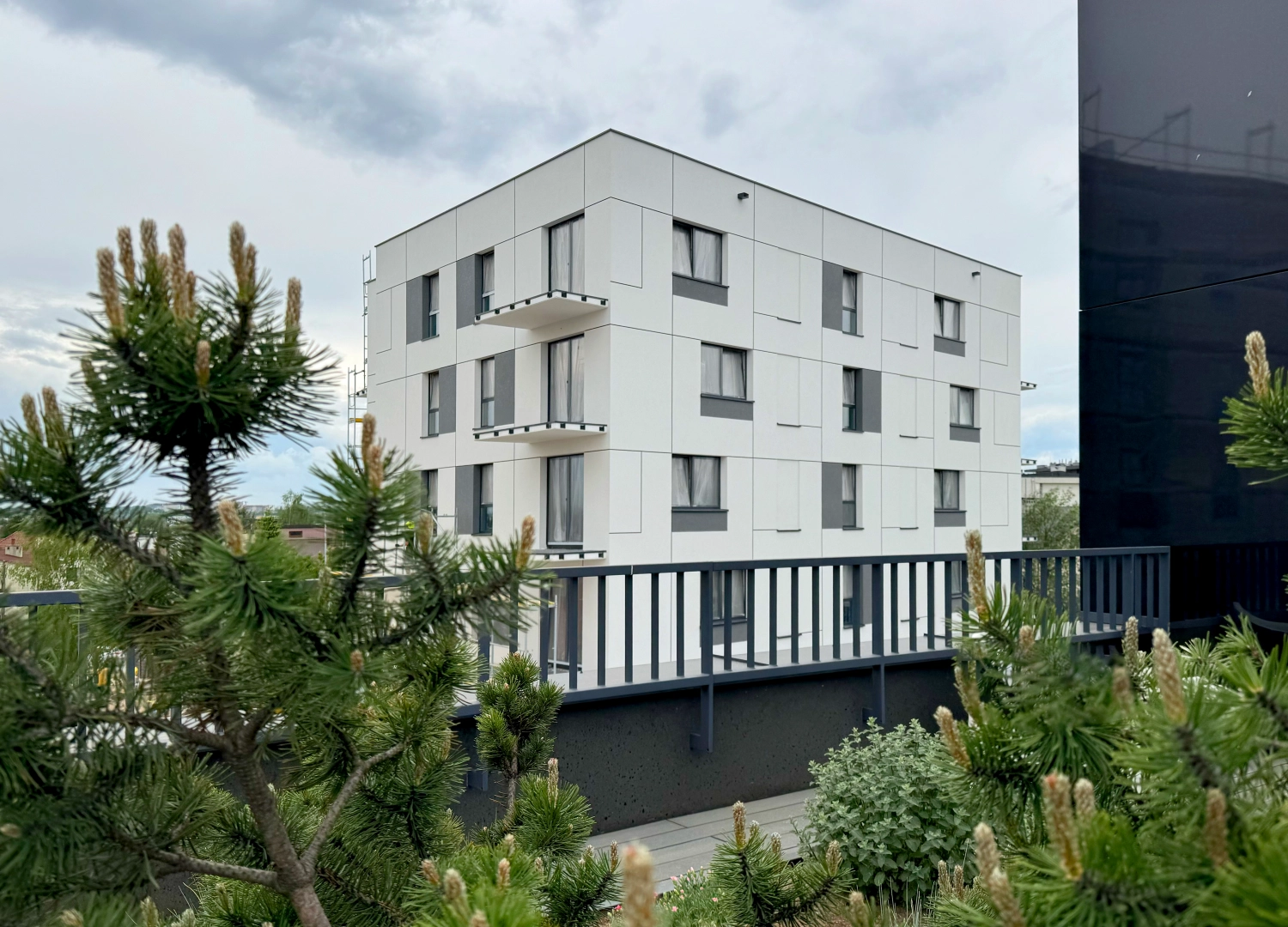 Bluszcz Apartamenty elewacja